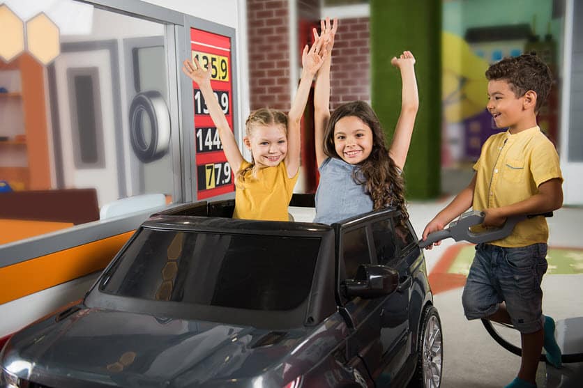 Luați în considerare achiziționarea unui vehicul electric? 1 Distracție cu mașinuța electrică